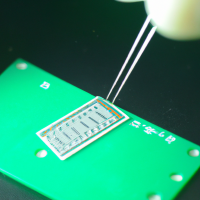 electronic pcb manufacturing and pick and place smd components by hand